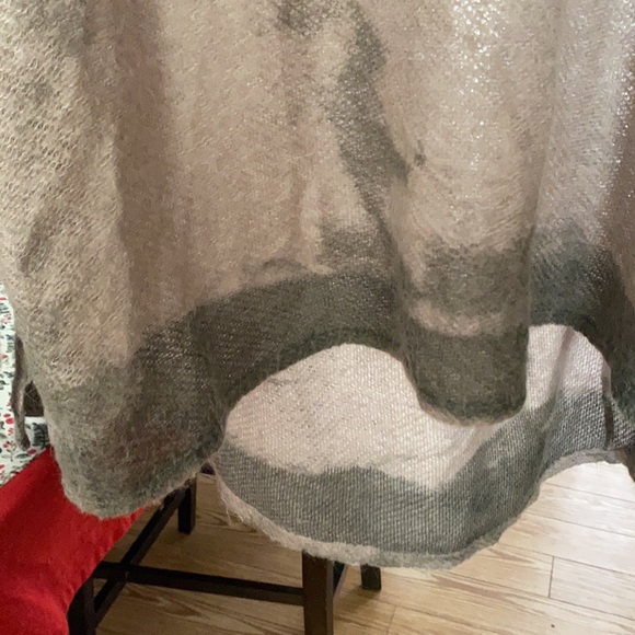 Light sweater - Picture 4 of 4